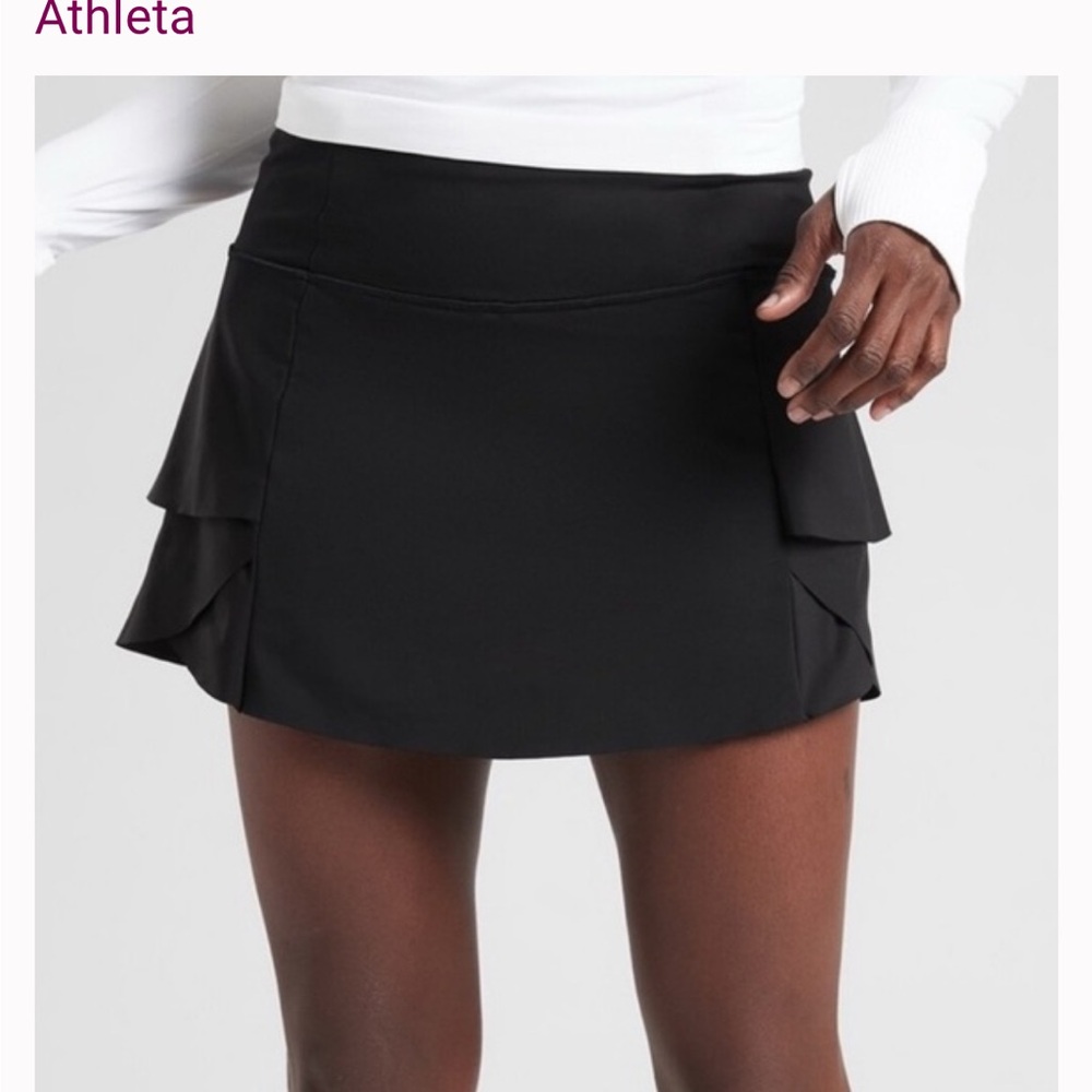 Athleta Black Momentum Ruffle Skort